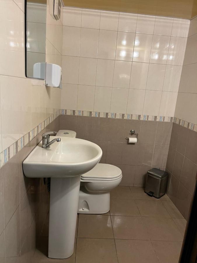 Enigma Hostel Єреван Екстер'єр фото