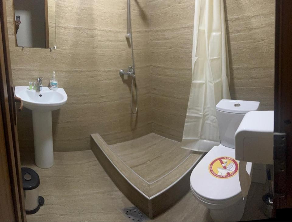 Enigma Hostel Єреван Екстер'єр фото