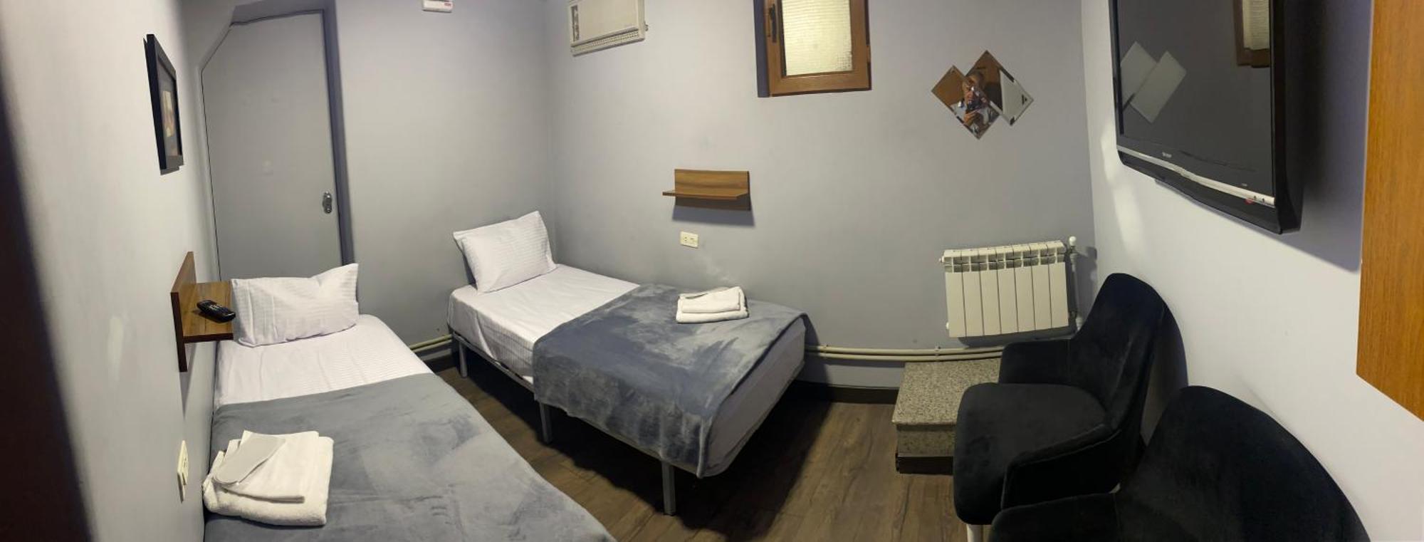 Enigma Hostel Єреван Екстер'єр фото